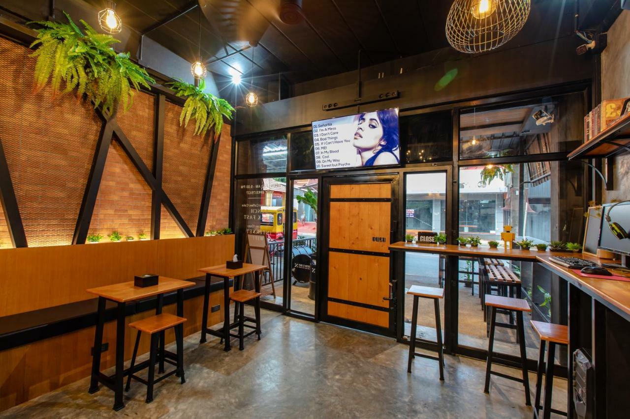 The Z Nite Hostel Phuket Eksteriør billede