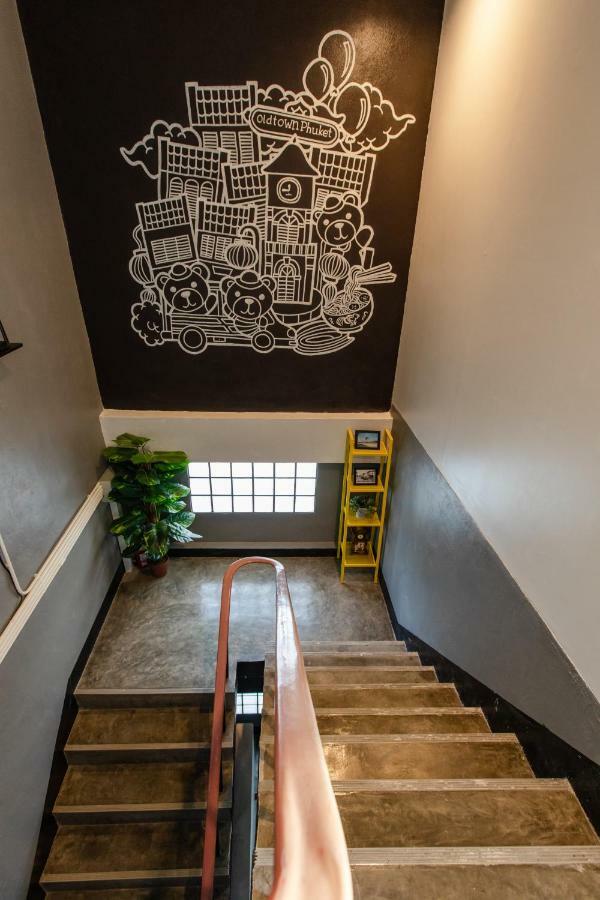 The Z Nite Hostel Phuket Eksteriør billede